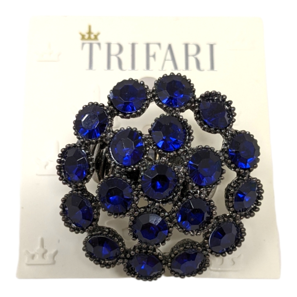 Trifari Rhinestone Stretch Ring Blue Gunmetal Gray NEW